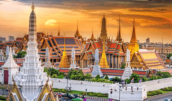 Explore Thailand: work in Bangkok or on an island?